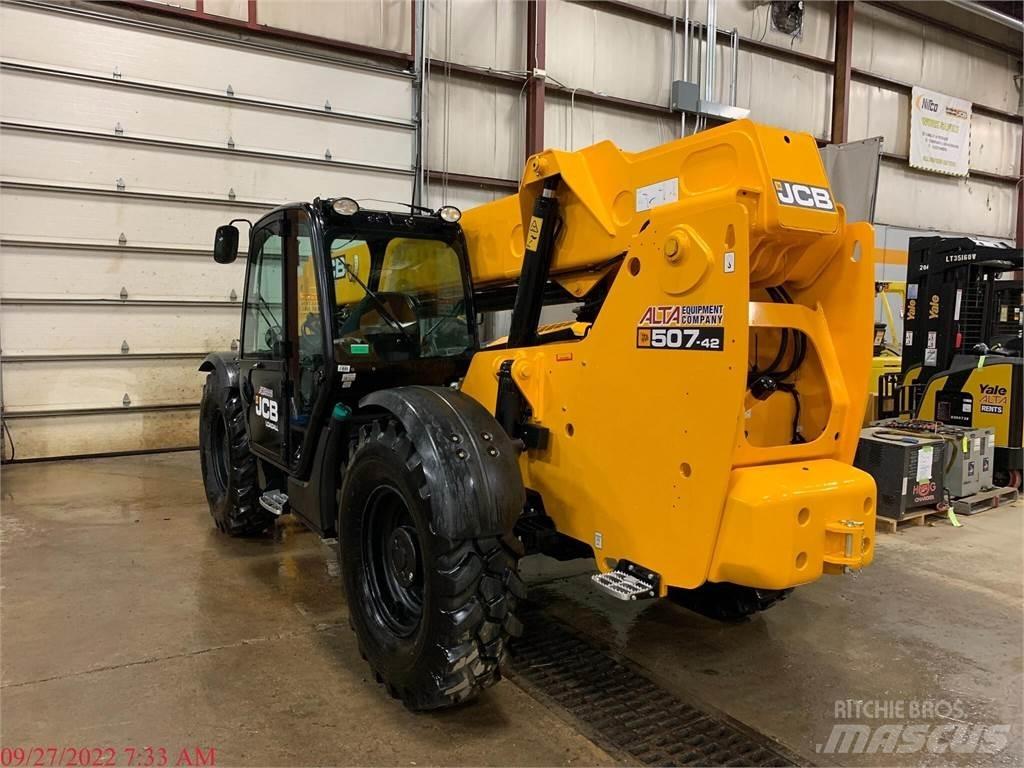 JCB 507-42 伸缩臂叉装车|叉装车