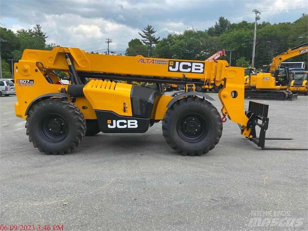JCB 507-42 伸缩臂叉装车|叉装车