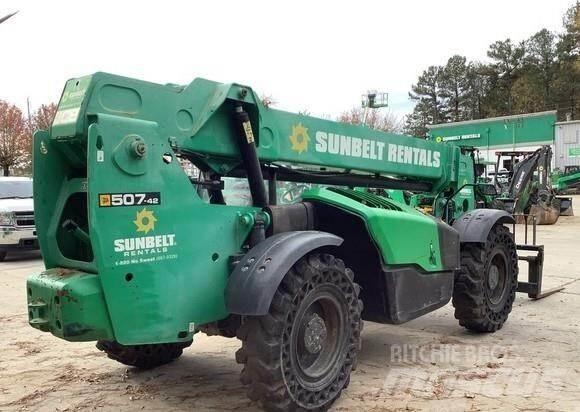 JCB 507-42 伸缩臂叉装车|叉装车
