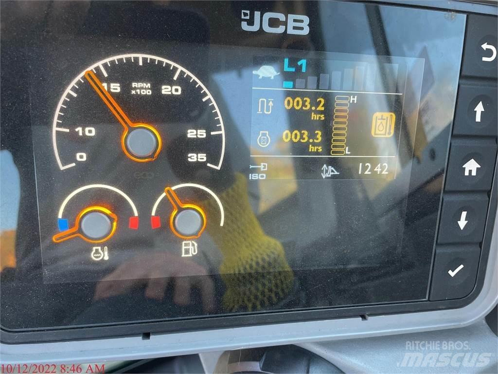 JCB 50Z-1 小型挖掘机