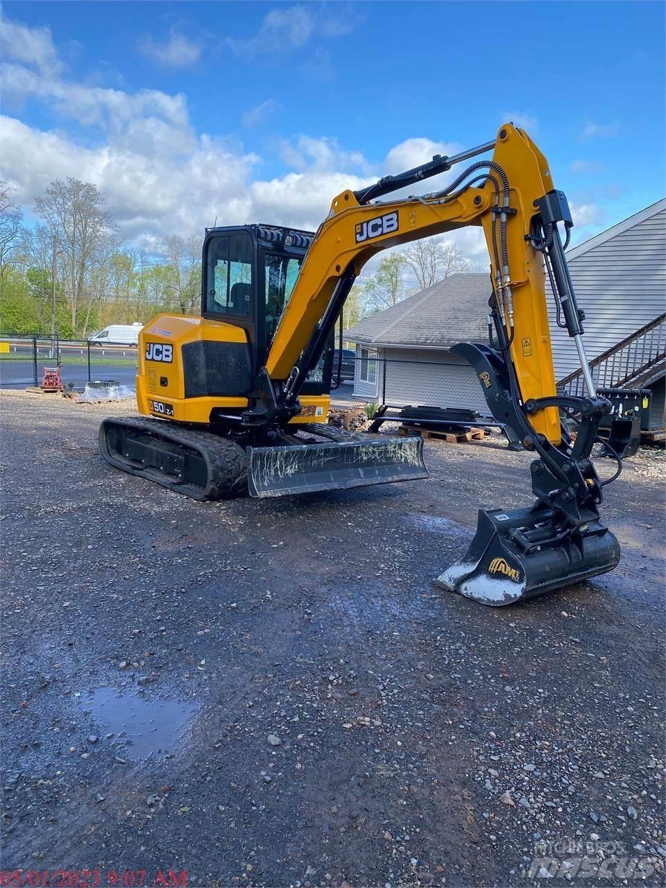 JCB 50Z-1 小型挖掘机
