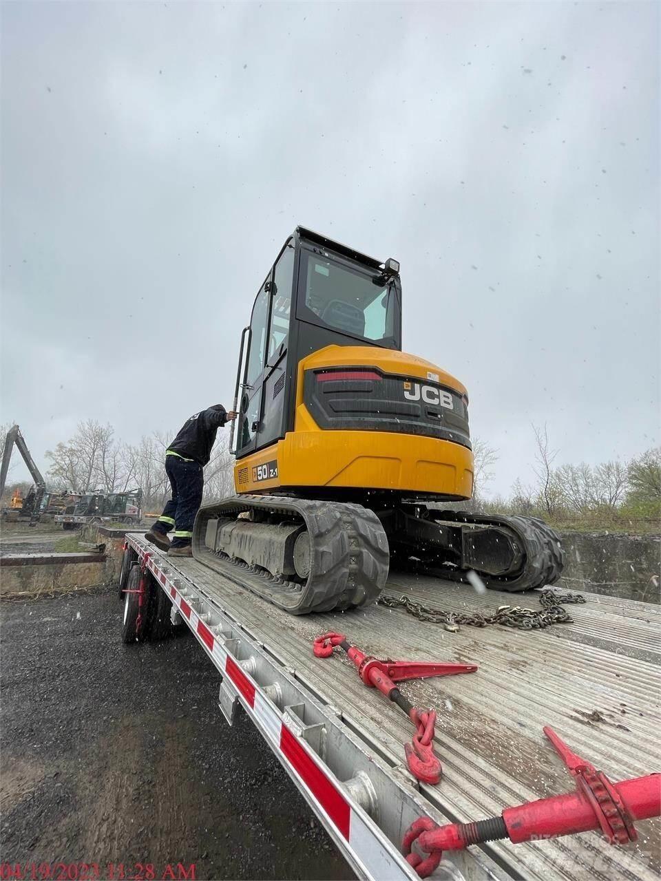 JCB 50Z-1 小型挖掘机