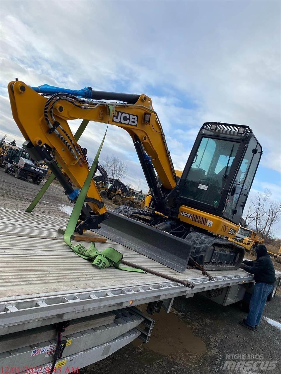 JCB 50Z-1 小型挖掘机