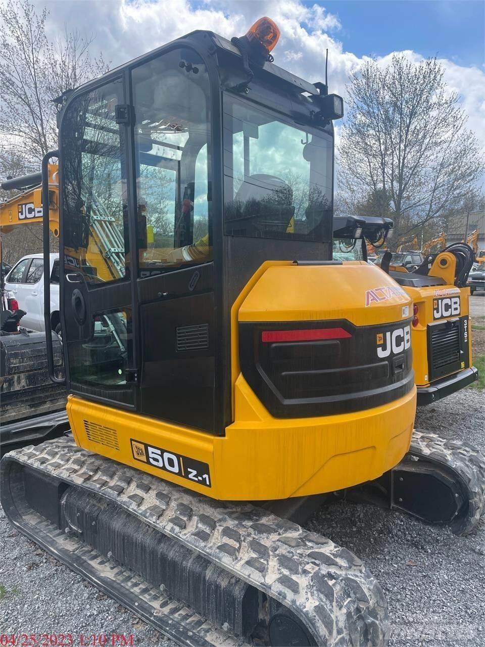 JCB 50Z-1 小型挖掘机