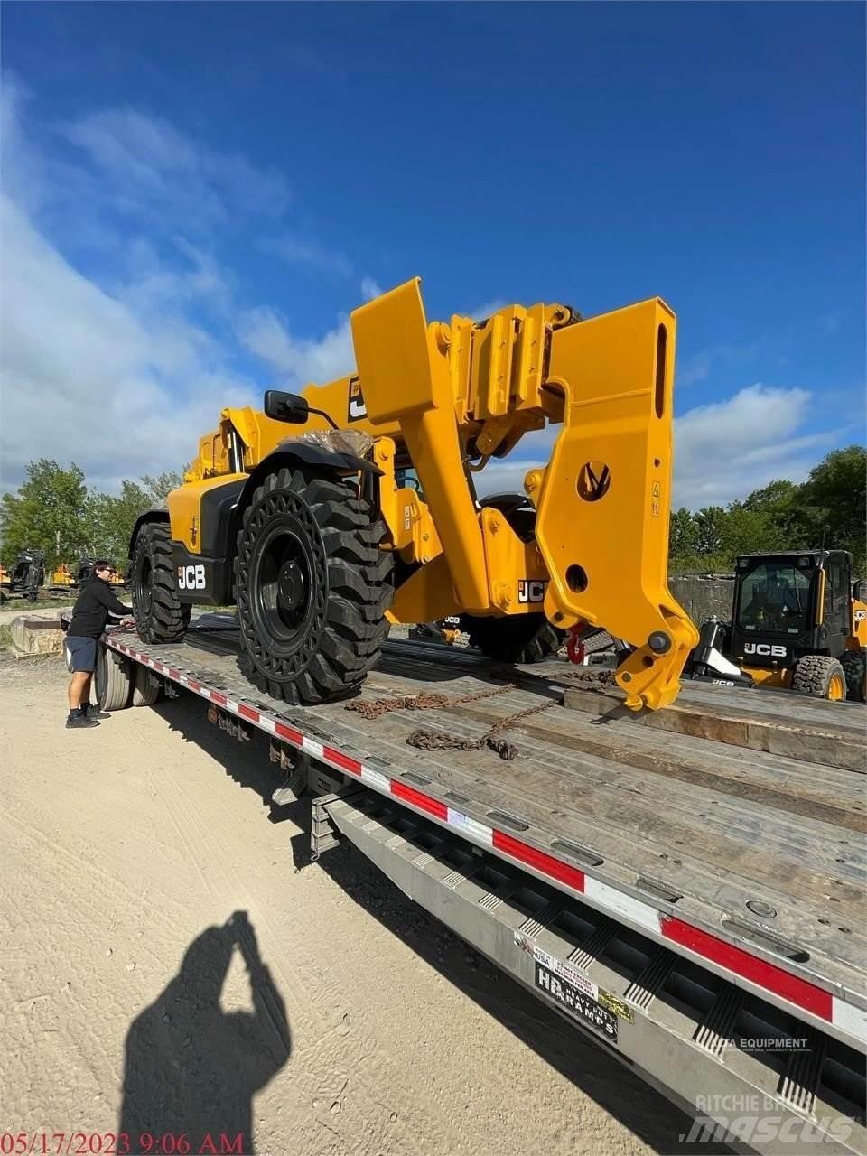 JCB 510-56 伸缩臂叉装车|叉装车
