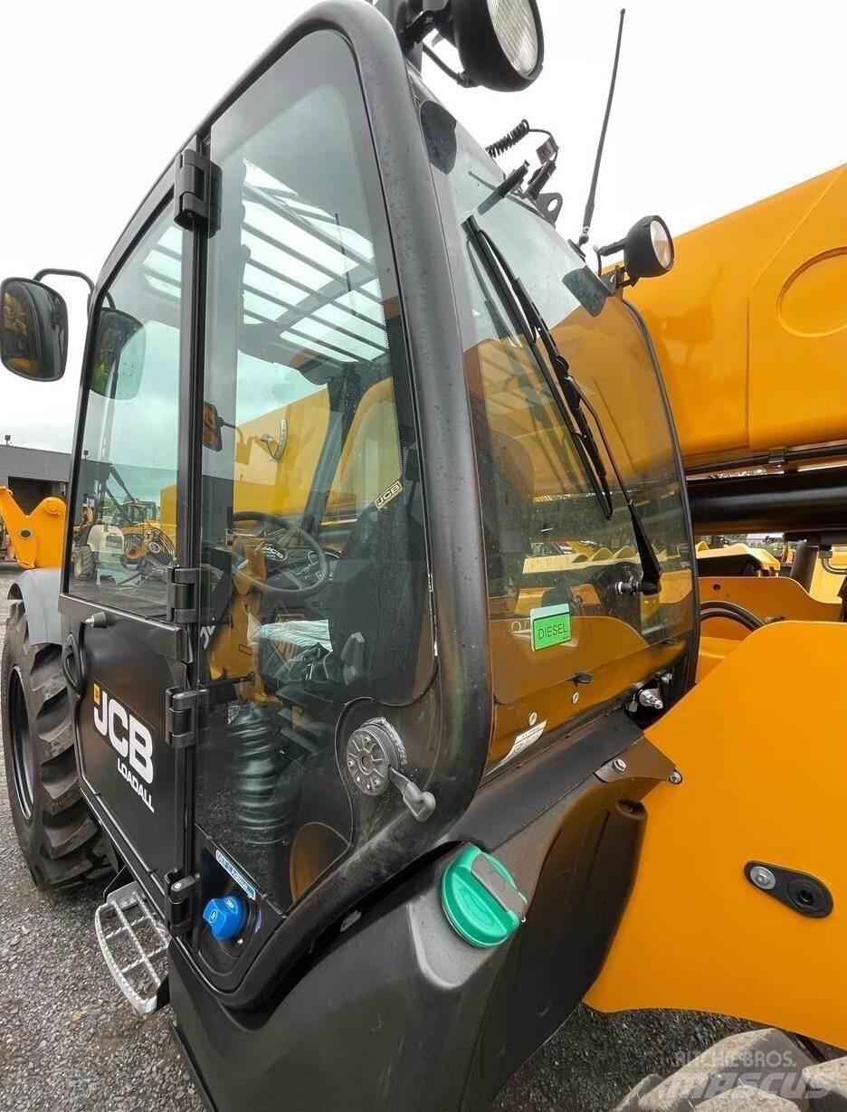 JCB 510-56 伸缩臂叉装车|叉装车