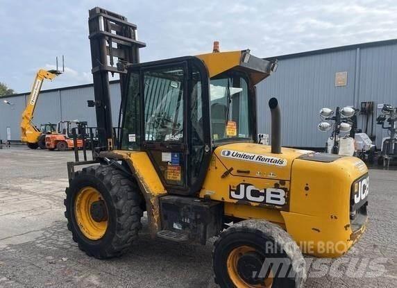 JCB 940 越野叉车|叉装车