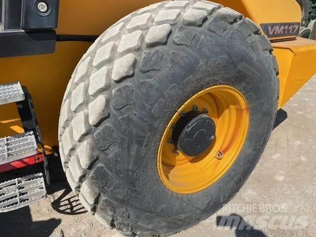 JCB VM117PD 垃圾压实机
