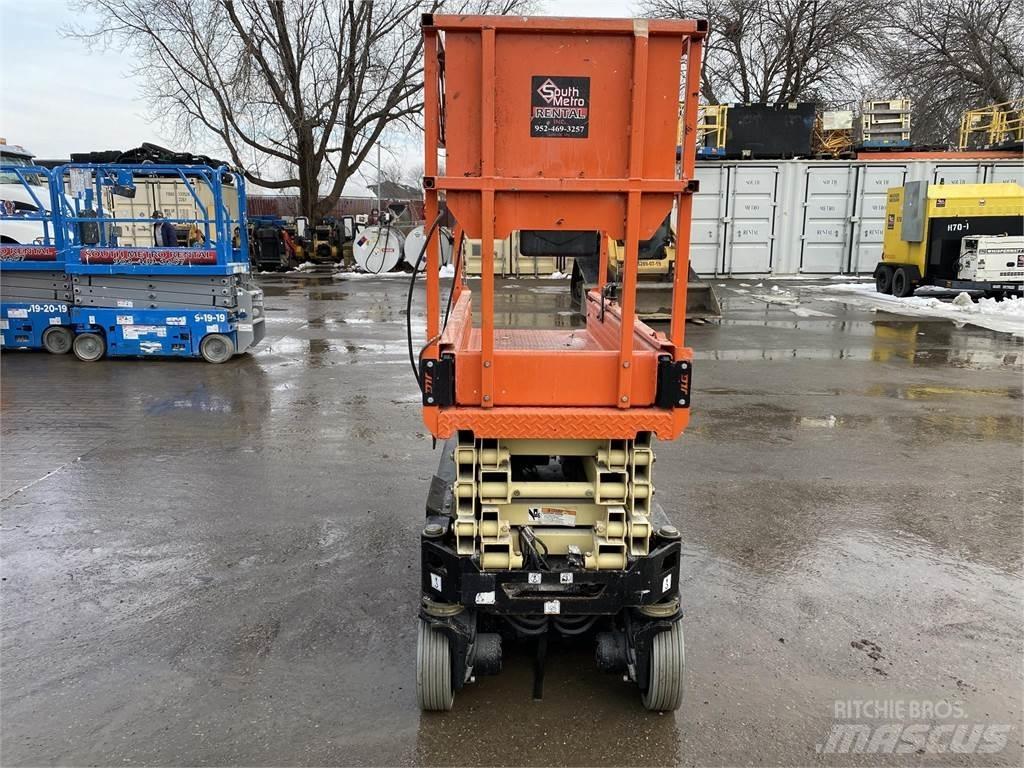 JLG 1932R 剪叉式升降机