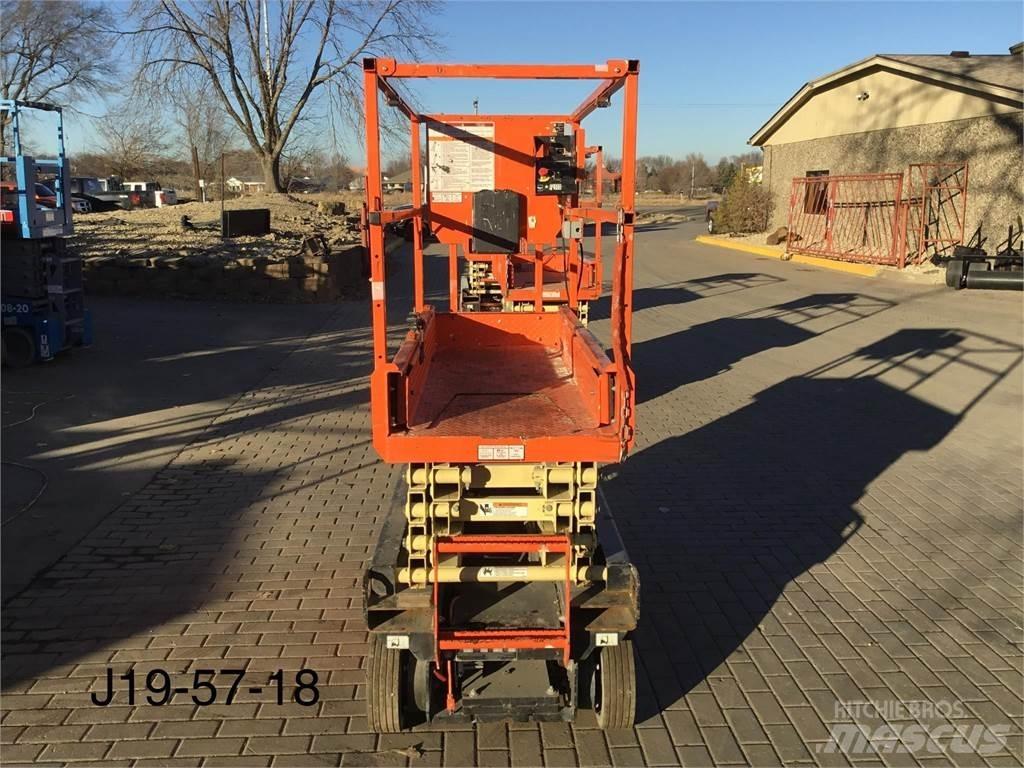 JLG 1932R 剪叉式升降机