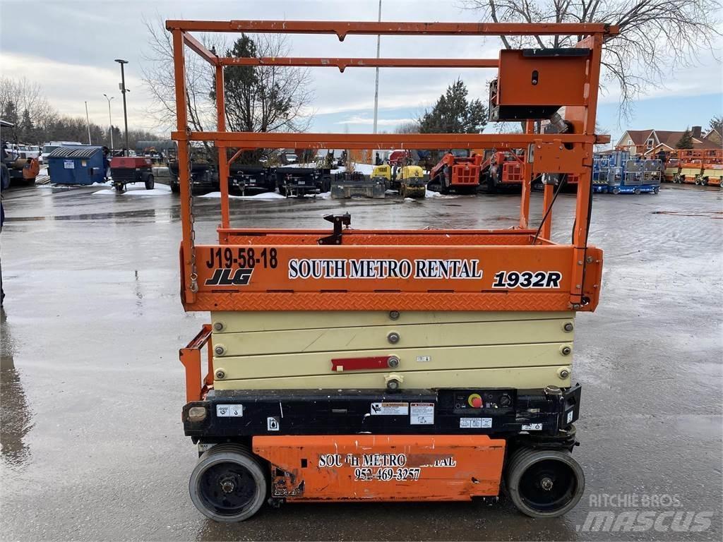 JLG 1932R 剪叉式升降机