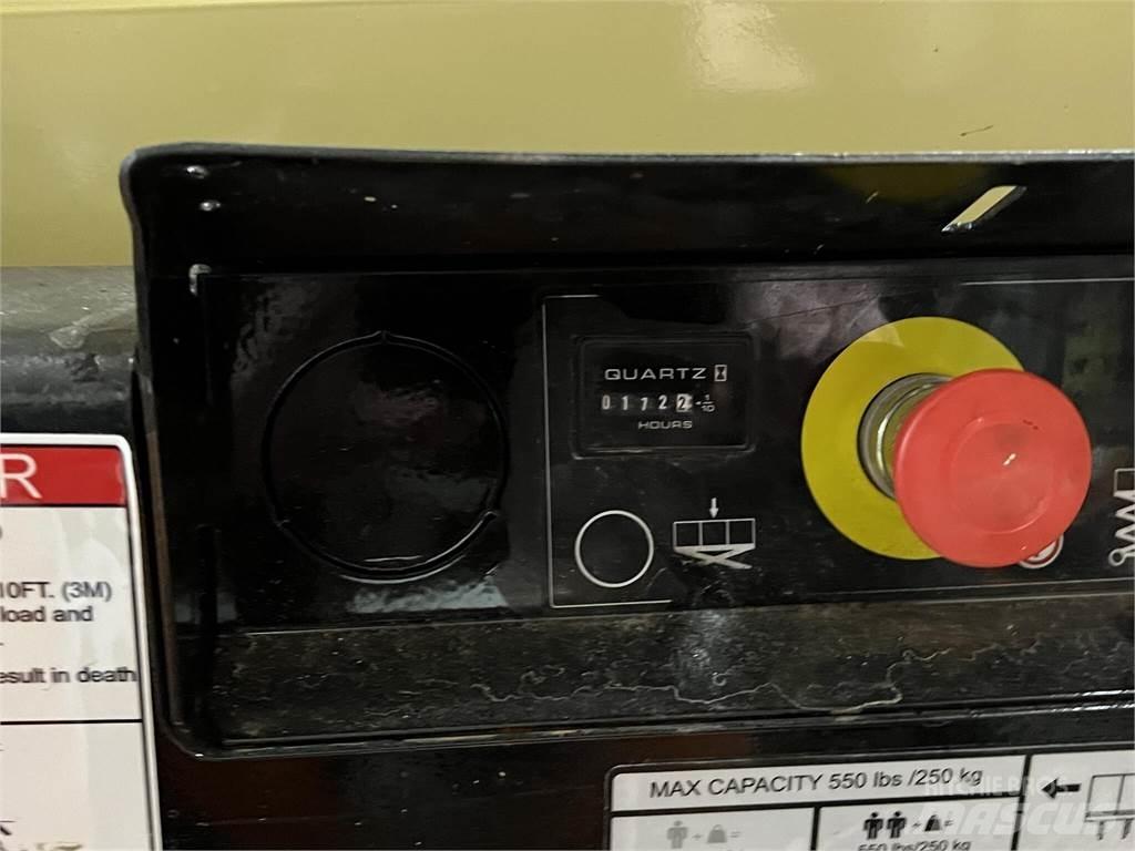 JLG 1932R 剪叉式升降机