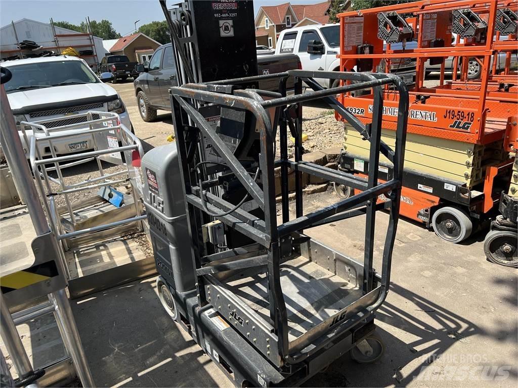 JLG 20MVL 客货电梯