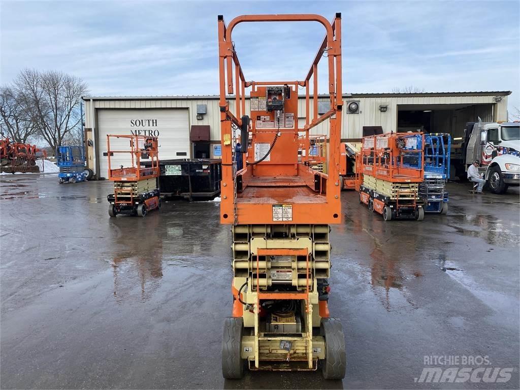 JLG 2632ES 剪叉式升降机
