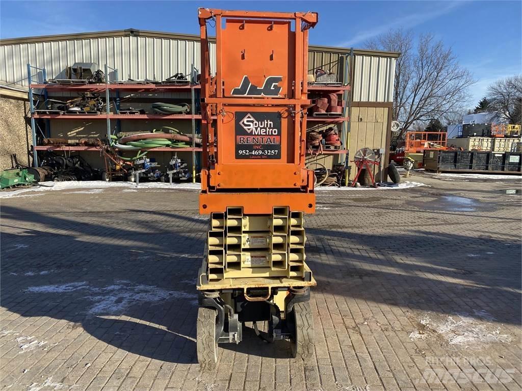 JLG 2632ES 剪叉式升降机