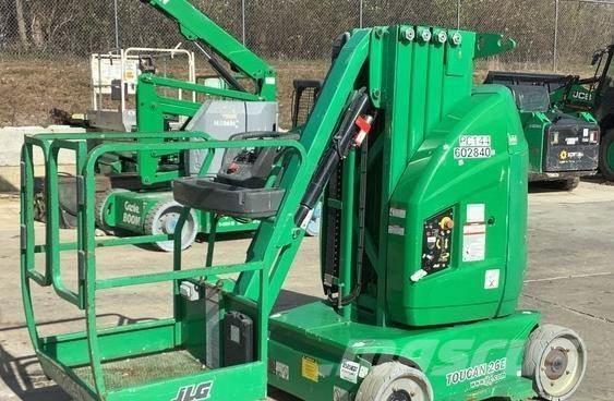 JLG TOUCAN 26E 客货电梯