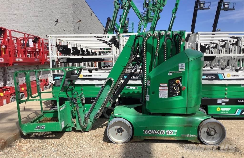 JLG TOUCAN 32E 客货电梯