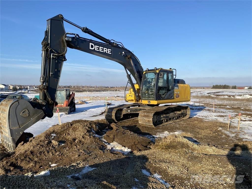 John Deere 210G LC 履带挖掘机