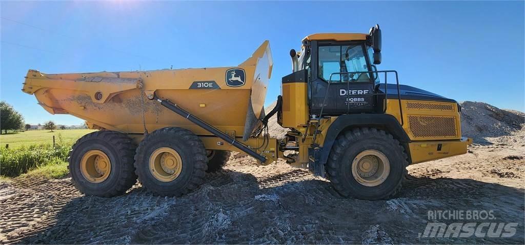 John Deere 310E 铰接式自卸车