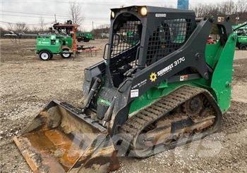 John Deere 317G 滑移装载机