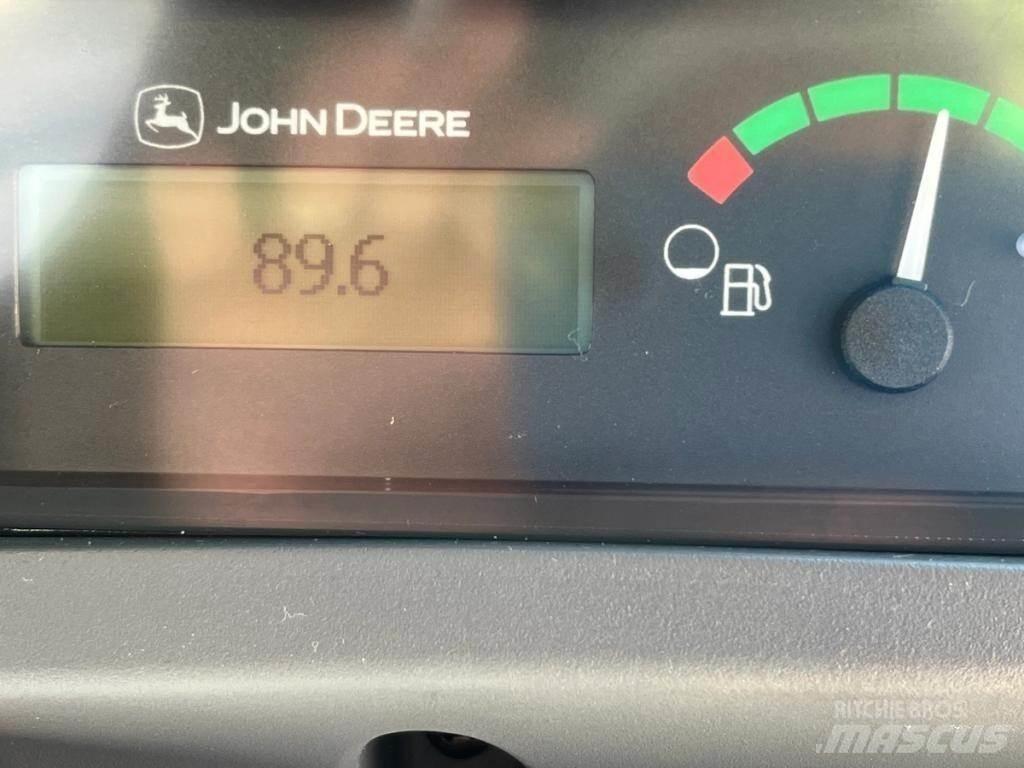 John Deere 325G 滑移装载机