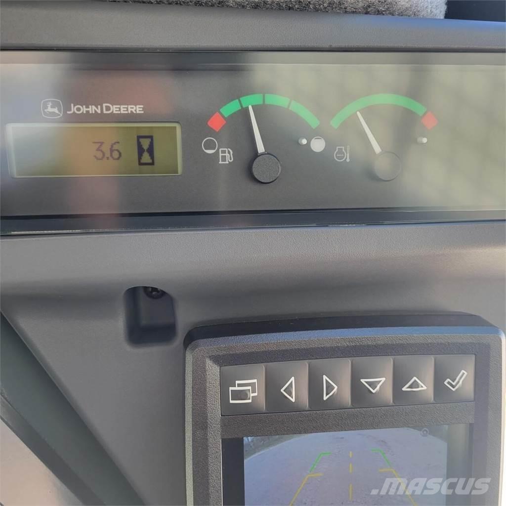 John Deere 333G 滑移装载机