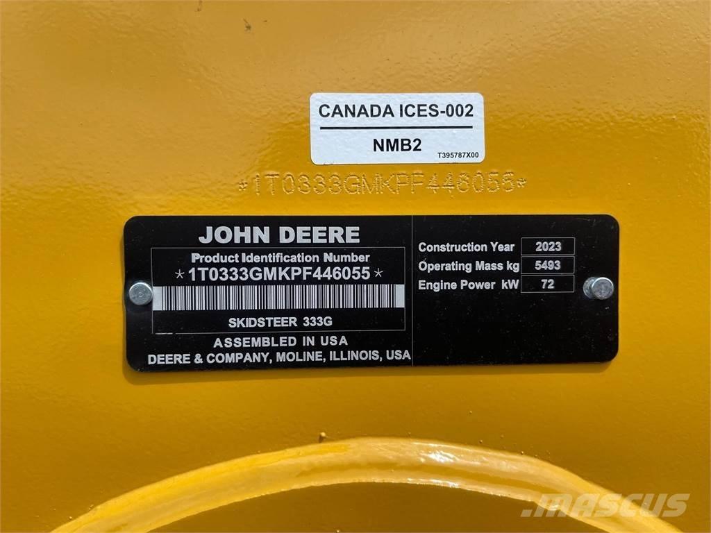 John Deere 333G 滑移装载机