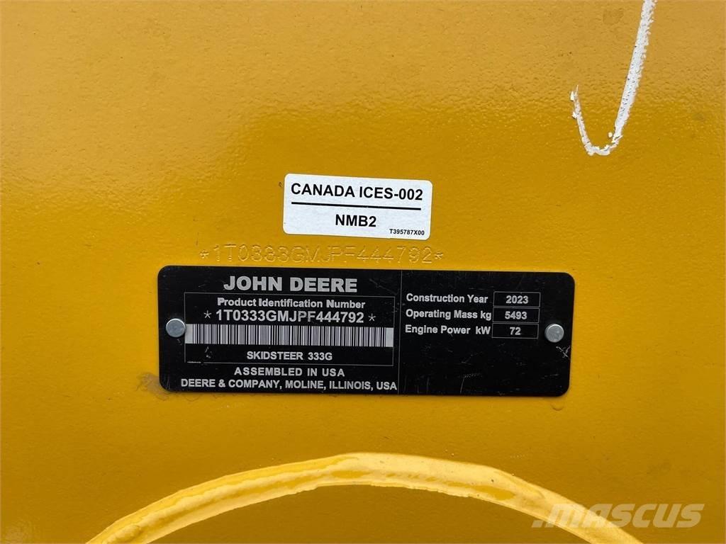 John Deere 333G 滑移装载机
