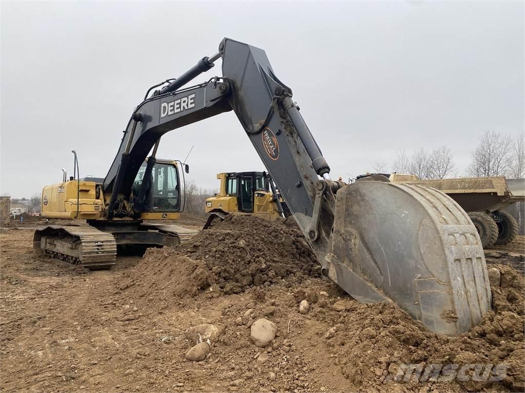 John Deere 350D LC 履带挖掘机