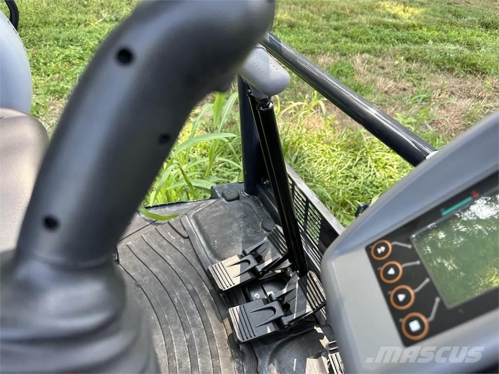 John Deere 35G 小型挖掘机