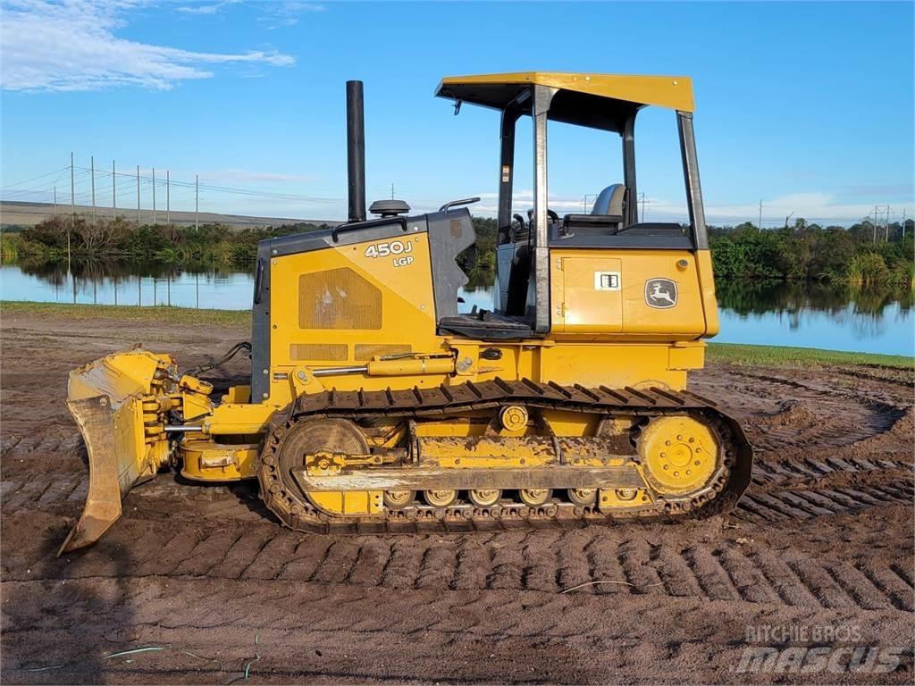 John Deere 450J LGP 履带式推土机