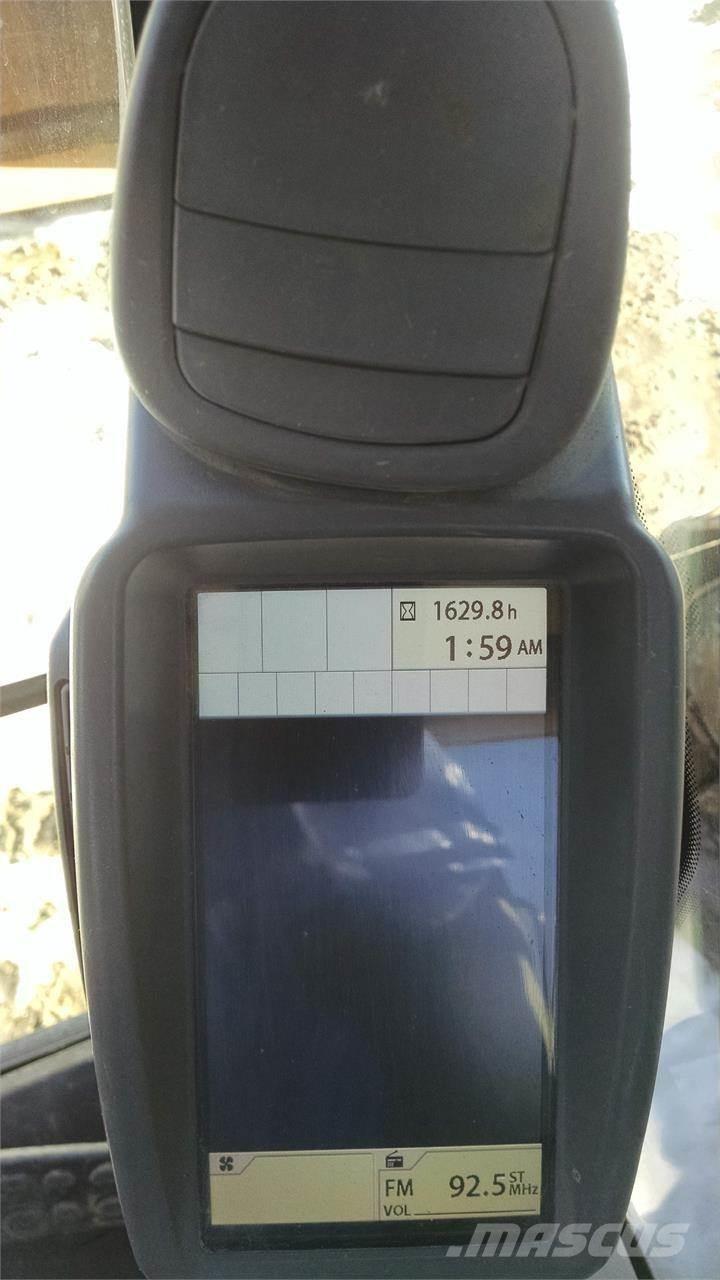 John Deere 470G LC 履带挖掘机