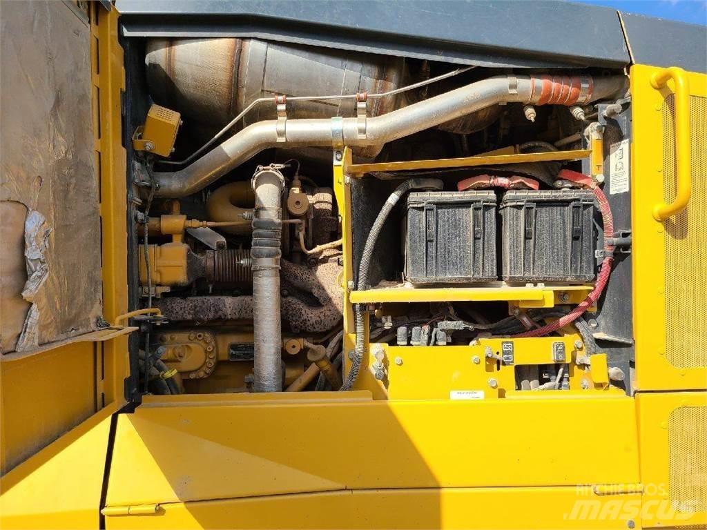 John Deere 672G 平地机/推土机
