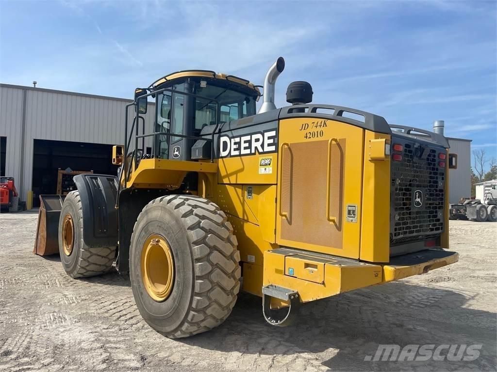 John Deere 744K 轮式装载机