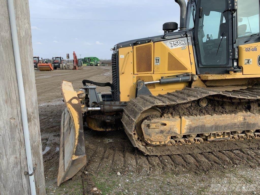 John Deere 750K LGP 履带式推土机