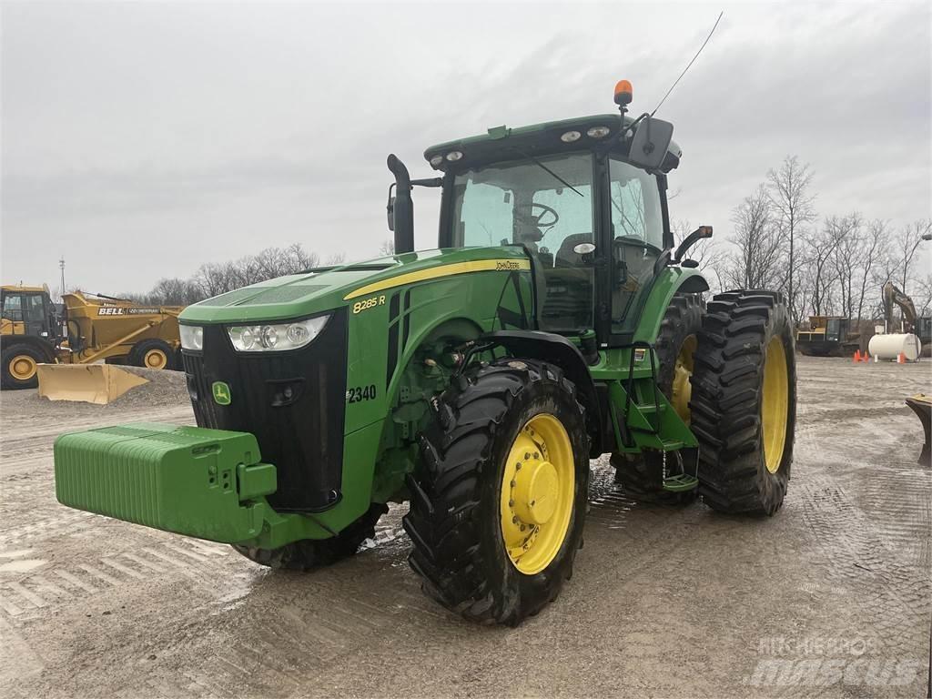 John Deere 8310R 拖拉机/农用车
