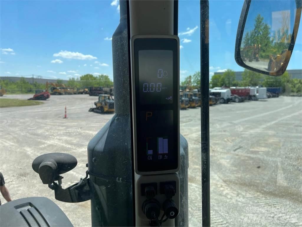 John Deere 8320R 拖拉机/农用车