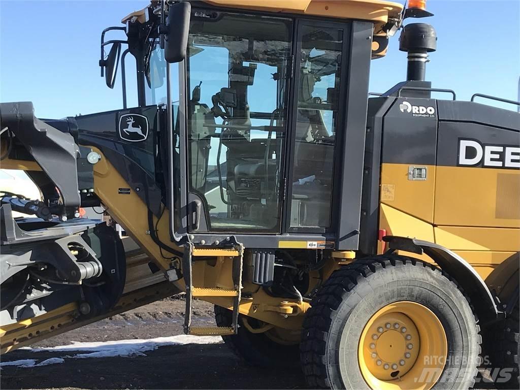 John Deere 872G 平地机/推土机