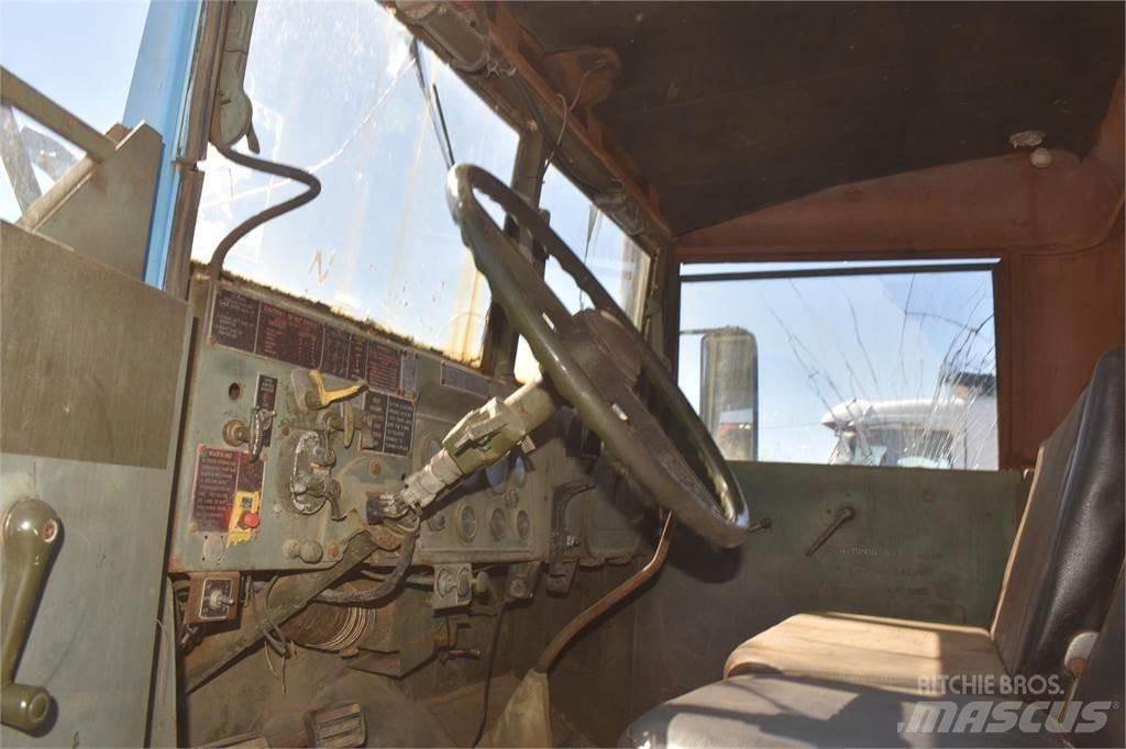 Kaiser M51A2 自卸式货车