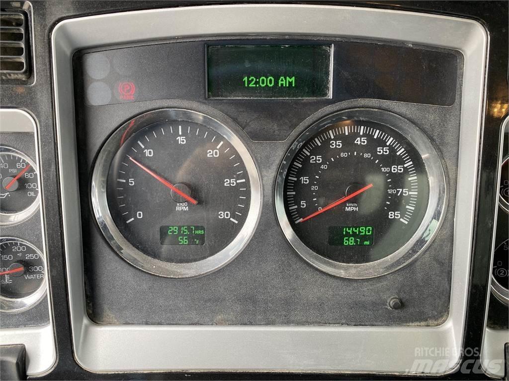 Kenworth T440 水罐车