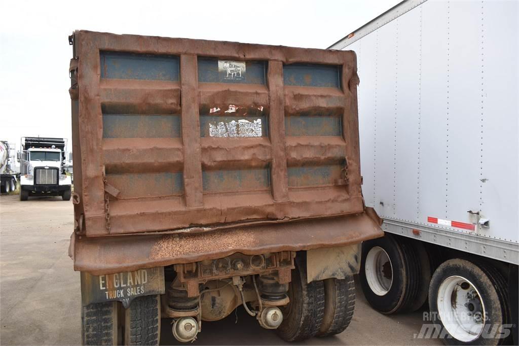 Kenworth T600 自卸式货车