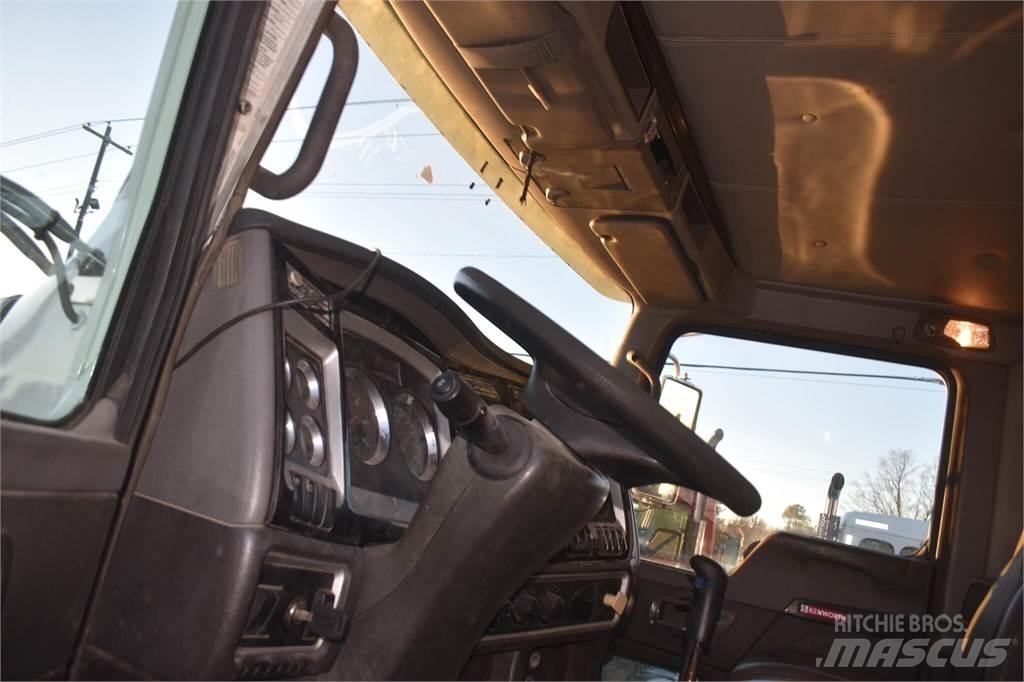 Kenworth T800 自卸式货车