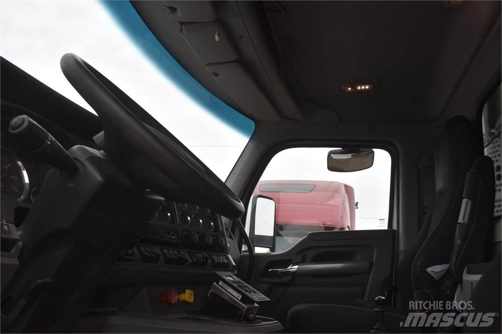Kenworth T880 自卸式货车