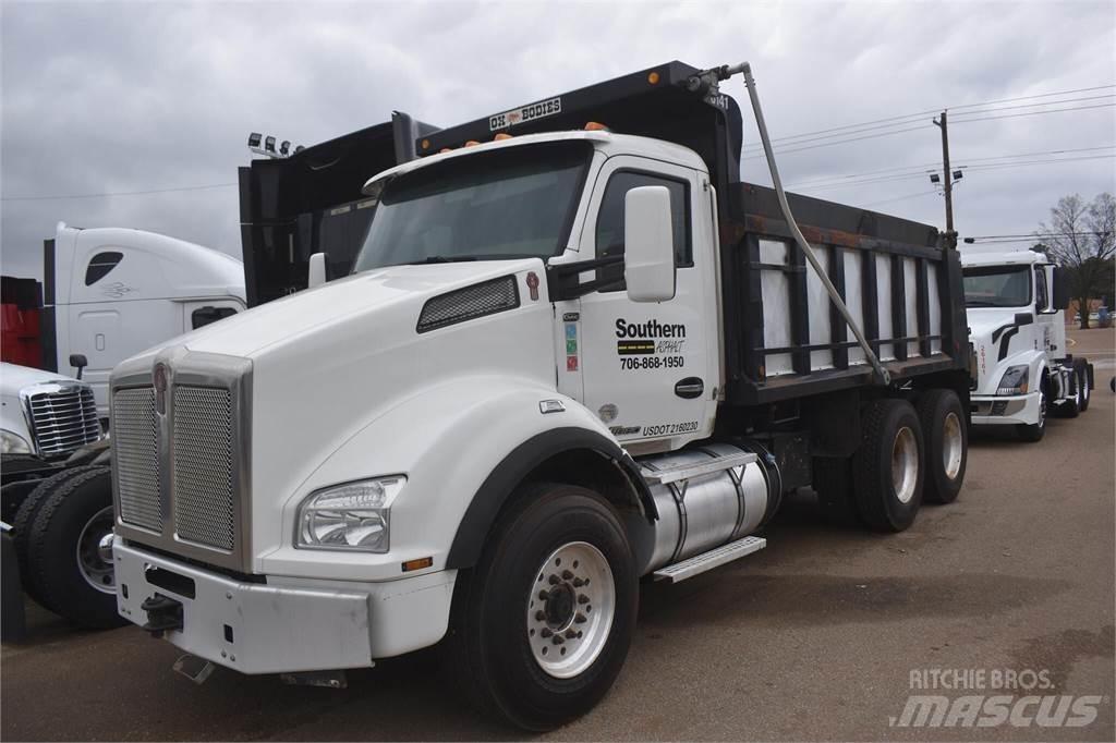 Kenworth T880 自卸式货车