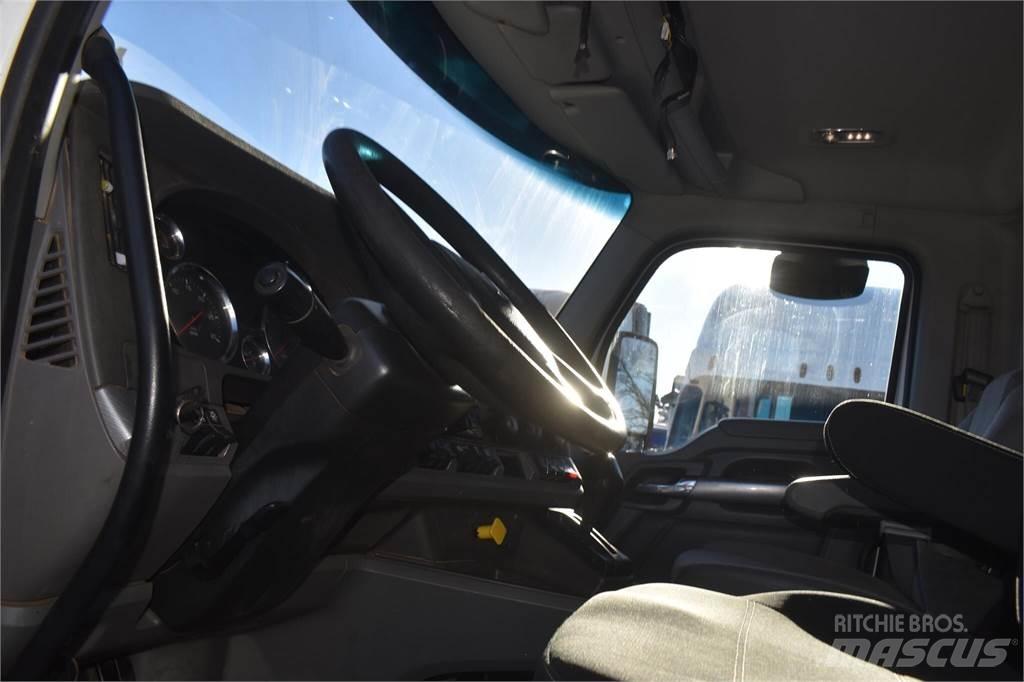 Kenworth T880 自卸式货车