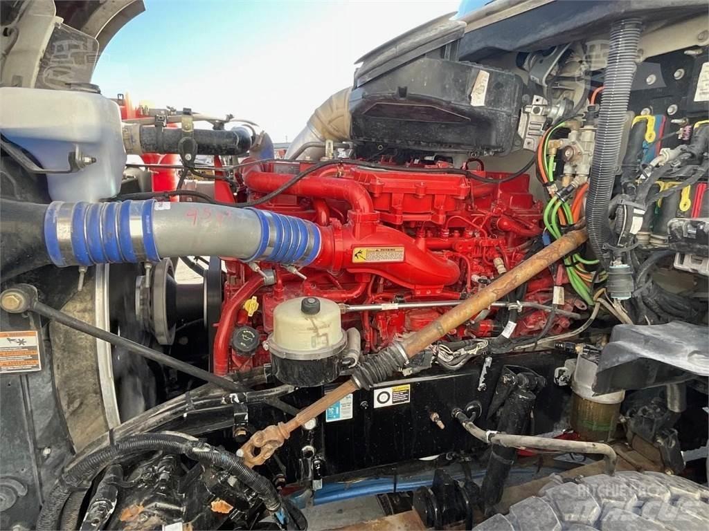 Kenworth T880 油罐车