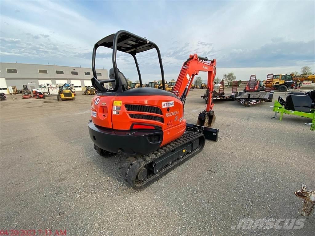 Kubota KX040-4 小型挖掘机