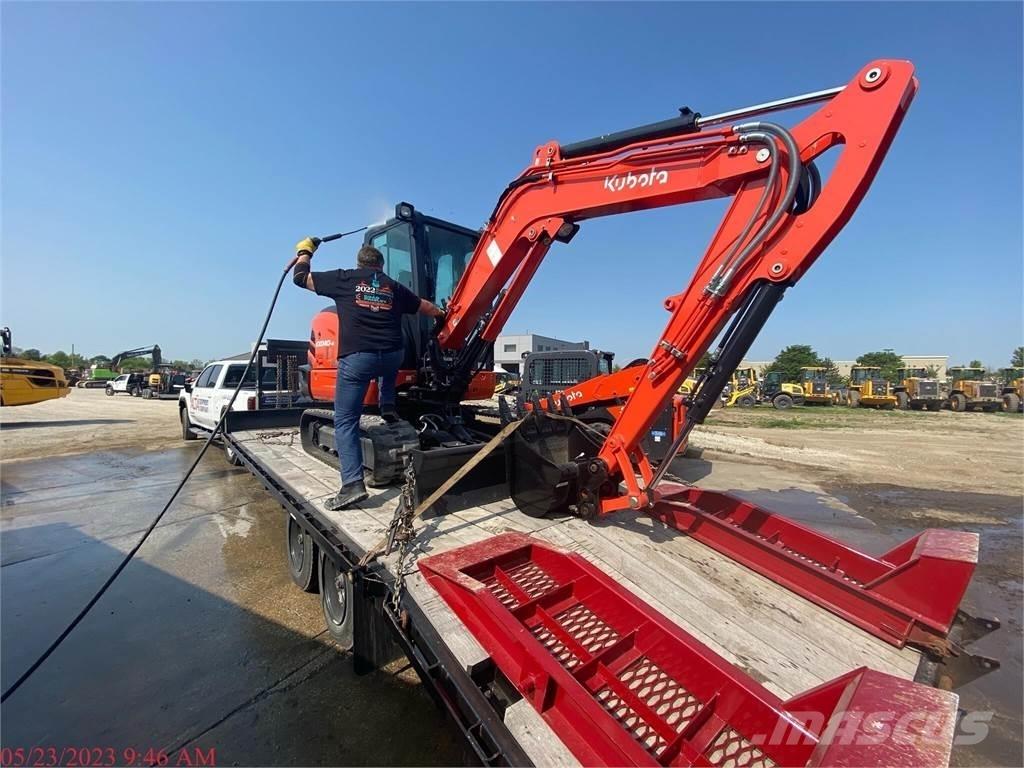Kubota KX040-4 小型挖掘机