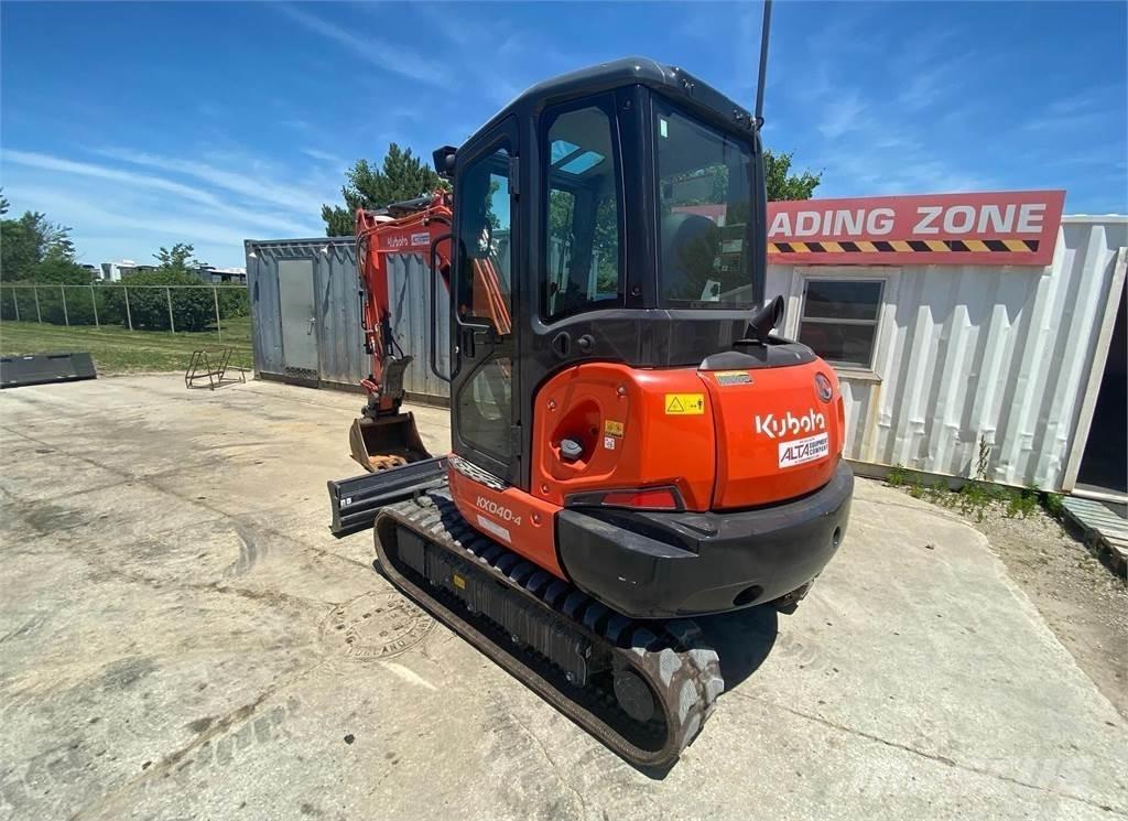 Kubota KX040-4 小型挖掘机