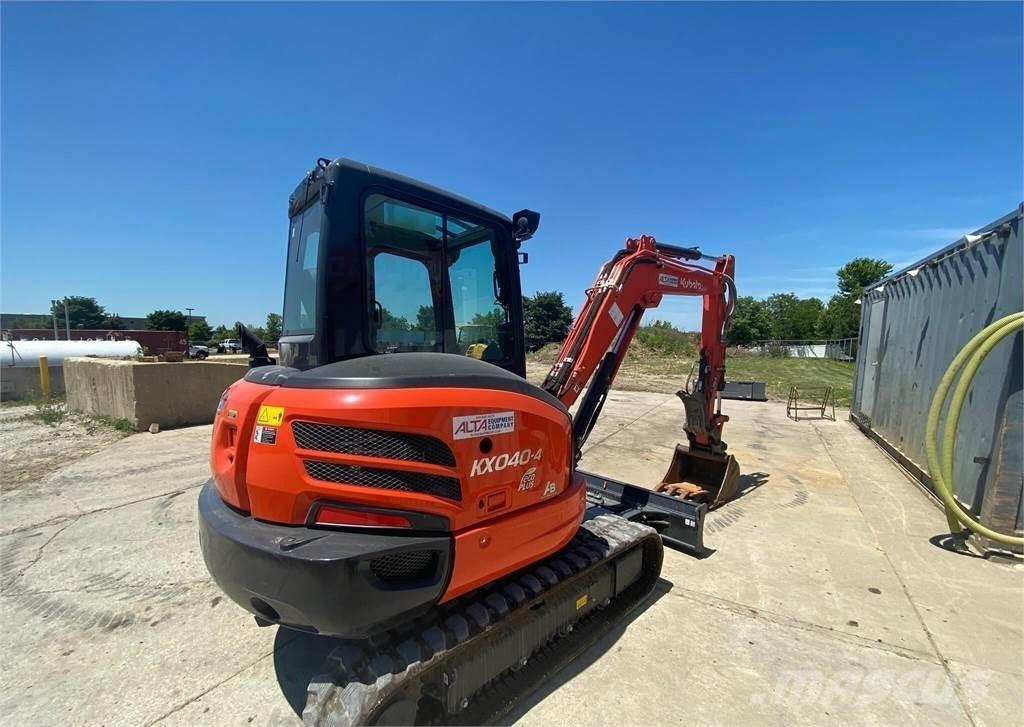 Kubota KX040-4 小型挖掘机